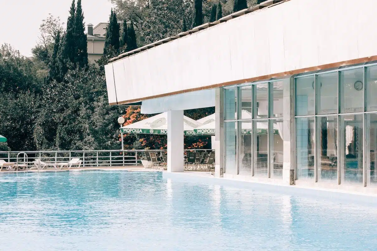 La Préparation à L'accouchement En Piscine : Une Méthode Bénéfique Pour ...